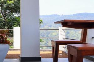 Duet Guest house, Ella