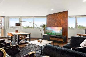 Elegant 1-Bed by Riverside Park & Amenities Apartments, Sydney