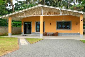 Clay House Private Villa, Bentota