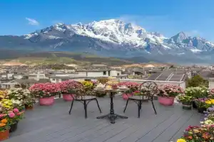 Lijiang Painted Mountain Cloud House Boutique B&B, Lijiang