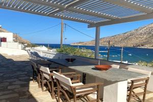 Renovated traditional family house in Sifnos, Kamarai