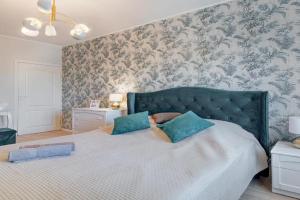 LuxCosy77 SelfCheckIn Huge2roms 9minOTown FreeParking Apartments, Vilnius