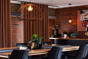 Linear Guest Apartment - Luxury in the city, Hobart