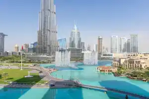 Luxury 2BR Superior Apartment with Full Burj Khalifa and Mall Dancing Fountain View, Royal Tiffany, Dubai