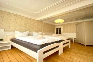 Ferienwohnung „Zuckerbäckerei“ Apartments, Kitzingen