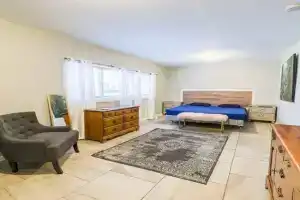 Spacious 3BR 3 Bath close to Apartments, Niagara Falls