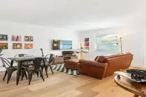 Musicians Lounge - 2 BR with parking asssigned Guest house, Fort Lauderdale