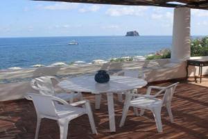 Casa Chinotto, Stromboli