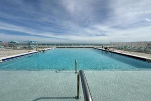 SeaBliss, oceanfront 1st floor cozy condo Apartments, Daytona Beach