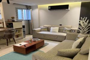 غير متوفرة Apartments, Cairo