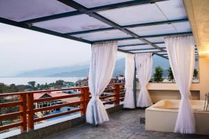 Pokhara Alpine and Springs Hotel, Pokhara