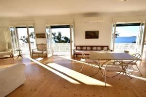 Panorama Apartment in by Wonderful Italy, Ospedaletti