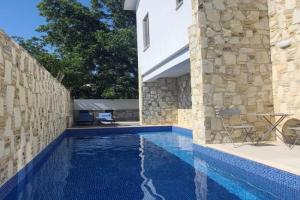Olive Garden's Paradise Villa, Skarinou
