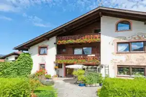 Gästehaus Eder Guest house, Oberammergau