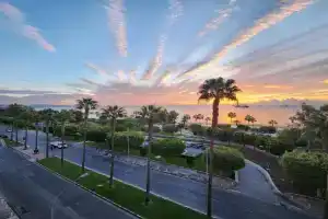 Luxury Kalipso Beachfront Apartments, Limassol