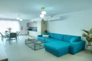 Spacious, bright & modern 3 bedrooms, balcony APIC1-1, Gzira