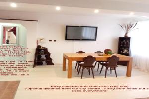 Apartments Alena -, Karlovy Vary