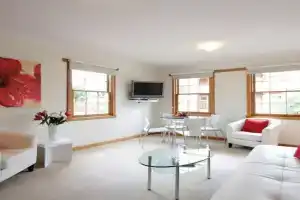 River View on Secheron - A Cosy Battery Point Haven Apartments, Hobart
