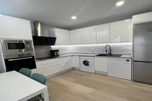 Modern duplex next to the beach! Guest house, Malaga