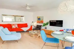 Happy Diamond by Hello Homes Apartments, Sitges