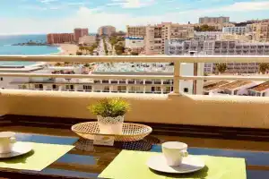 Deluxe Apartment Sea View & Large Terrace, Torremolinos
