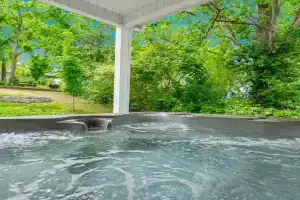 Third Street Retreat Guest house, Branson