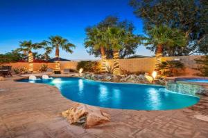 The Luxe House With Resort Style Pool, Indio