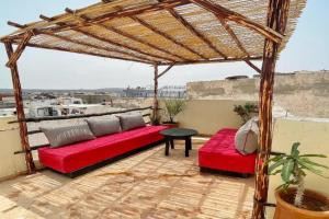 Home with rooftop in The center of Guest house, Essaouira