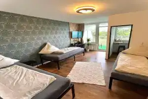 RentApart`s 4Room Apartment, Nurnberg