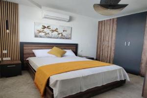 Sea Breeze Duplex Deluxe Penthouse, Marsaskala