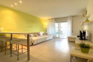 Cambrils PORT 11003 Apartments, Cambrils