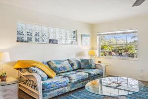 Beach Quarters #6 Guest house, Saint Petersburg