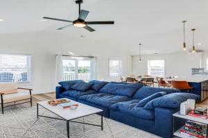 Spacious Condo Walk to Beach! Apartments, Wildwood