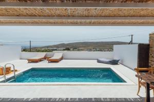 Tinosera Luxury Suites, Ayios Sostis