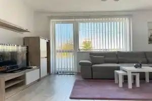 Restful Apartment for 4 Guests in Burgas, Bourgas