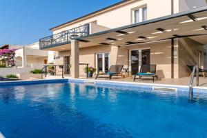 Holiday Home Villa Renesansa by Interhome, Milna