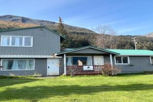 Halibut House, Seward