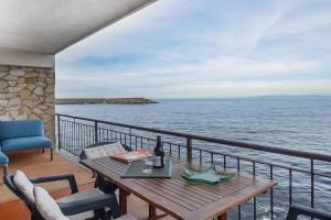 Amazing Apartment In With Wifi, Scilla