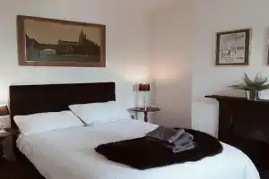 Dublin canal side Guest house, Dublin