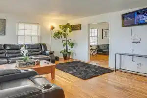 5 Mi to Downtown and Red Mtn Park! Cozy Family Home Guest house, Birmingham