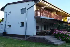 Emília apartman, Balatonszemes