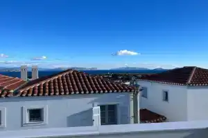 Modern Sea-View Maisonette in for 6 people Guest house, Spetses