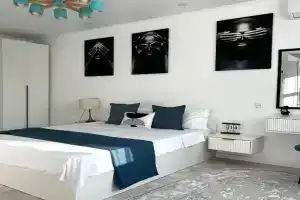 Uyutnaya, svetlaya -studiya v rayone Akmeshit Apartments, Qyzylorda