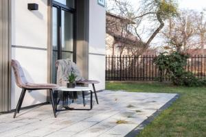 2BD,Terrace, AC, next to Dineika Park, Brand NEW, by Cohost Apartments, Druskininkai