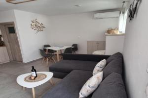 G-House Skiathos, Skiathos Town