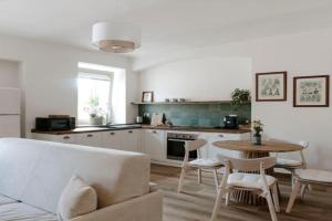 Sky and Vineyards - Nespolo - Apartments, Morra