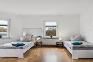 YourFavoriteBed - Moderne Monteurwohnungen in Apart-hotel, Zwickau