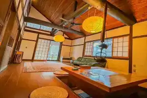 源泉掛け流し付き貸切別荘-Authentic private home with Private Onsen - THE HIDEOUT VILLA-, Kusatsu
