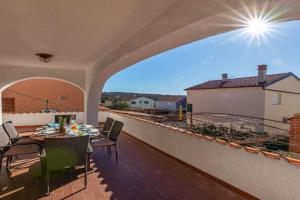 Apartment Majnaric by EL-PI TOURS, Pinezici