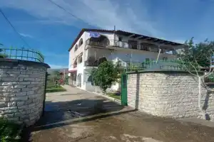 Guest house Irvin, Berat
